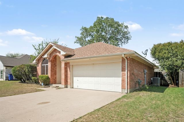 307 Modene Avenue, Waxahachie, TX 75165