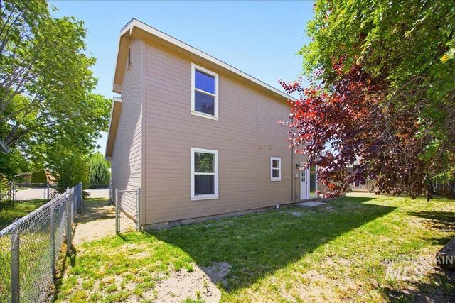 112 Barbara Dr, Middleton, ID 83644