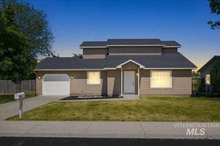 112 Barbara Dr, Middleton, ID 83644