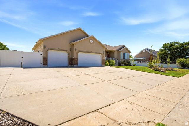4883 W 175 N, West Point, UT 84015