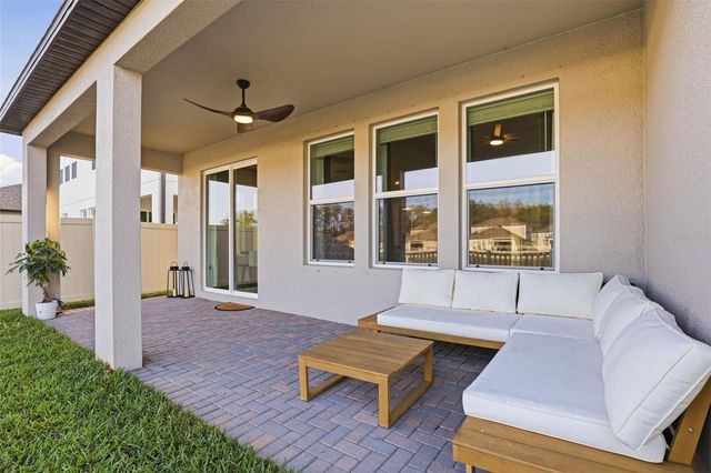 18351 SERENE LAKE LOOP, Lutz, FL 33548