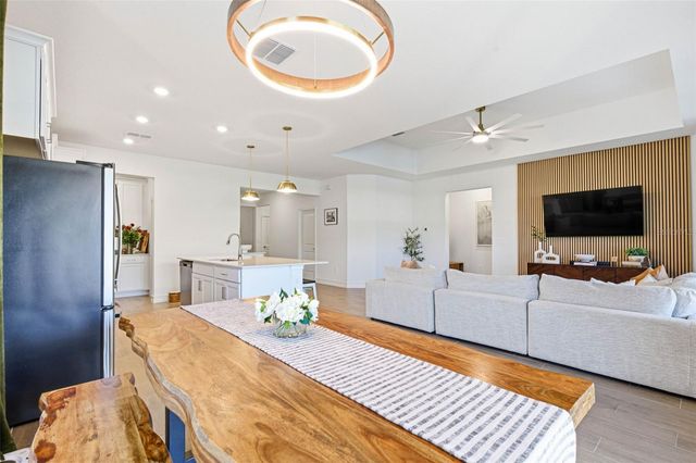 18351 SERENE LAKE LOOP, Lutz, FL 33548