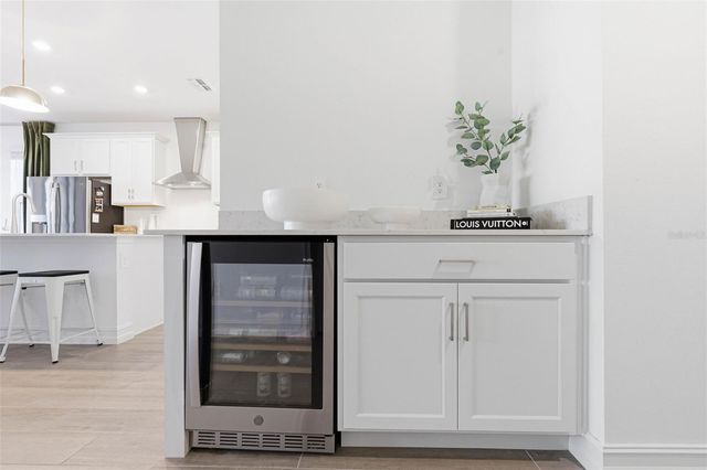 18351 SERENE LAKE LOOP, Lutz, FL 33548