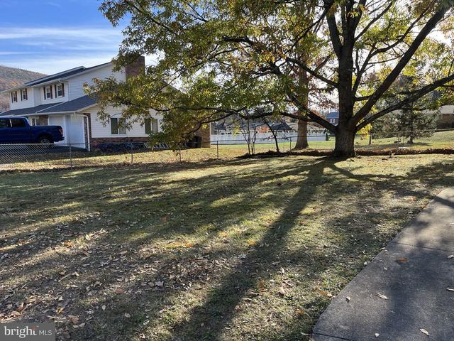 1064 PINE ST, Lavale, MD 21502