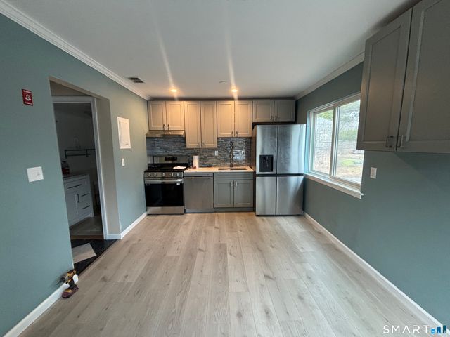 1 Birch Lane A, East Haven, CT 06513