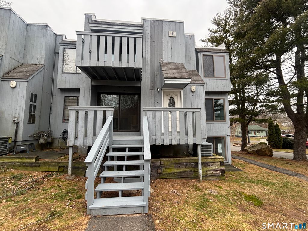 1 Birch Lane A, East Haven, CT 06513