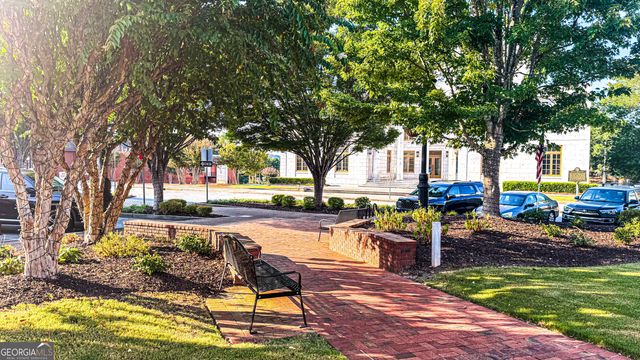 409 Fairington Lane, Canton, GA 30115
