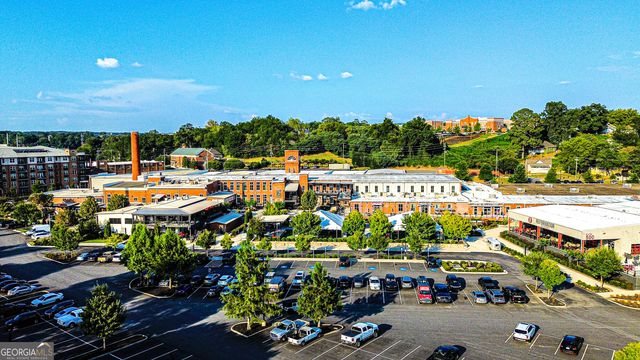 409 Fairington Lane, Canton, GA 30115