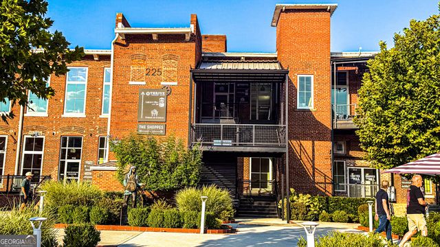 409 Fairington Lane, Canton, GA 30115