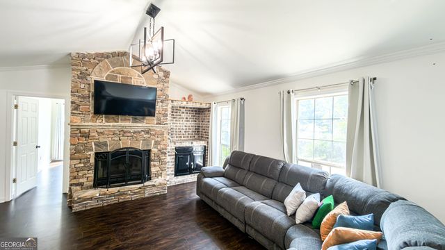 409 Fairington Lane, Canton, GA 30115
