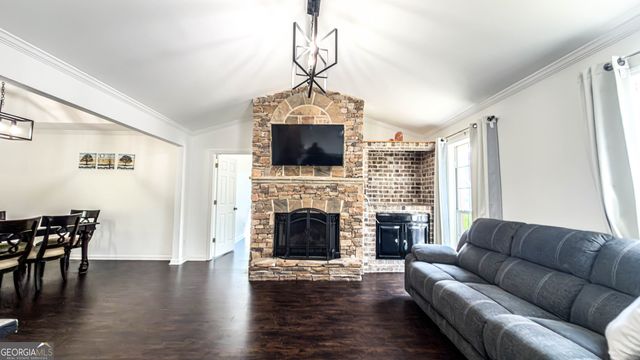 409 Fairington Lane, Canton, GA 30115
