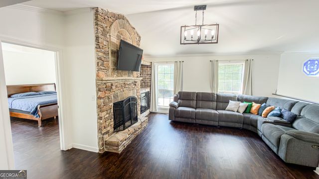 409 Fairington Lane, Canton, GA 30115