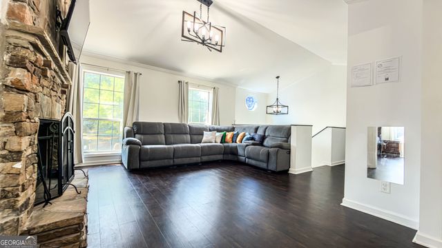 409 Fairington Lane, Canton, GA 30115