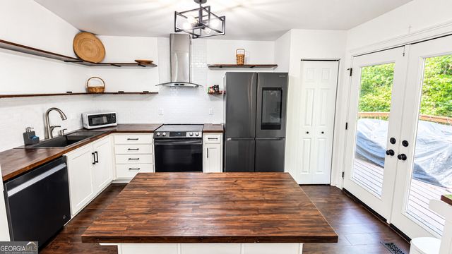 409 Fairington Lane, Canton, GA 30115