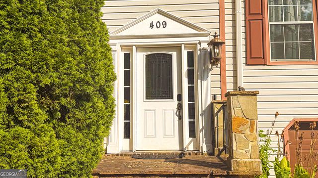 409 Fairington Lane, Canton, GA 30115