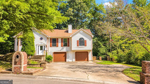 409 Fairington Lane, Canton, GA 30115
