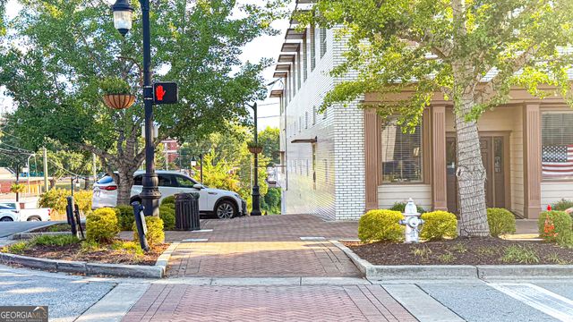 409 Fairington Lane, Canton, GA 30115