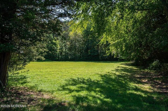 84 Everest Drive S, Brick, NJ 08724