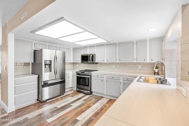 260 Virgil Drive, Sparks, NV 89441