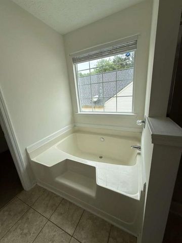 907 Keldron Court, Lawrenceville, GA 30045