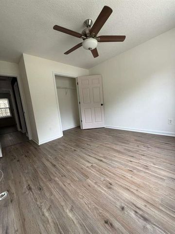 907 Keldron Court, Lawrenceville, GA 30045