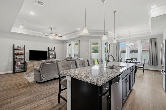5758 Lakeside Villas Court, Conroe, TX 77304