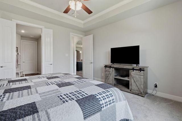 5758 Lakeside Villas Court, Conroe, TX 77304