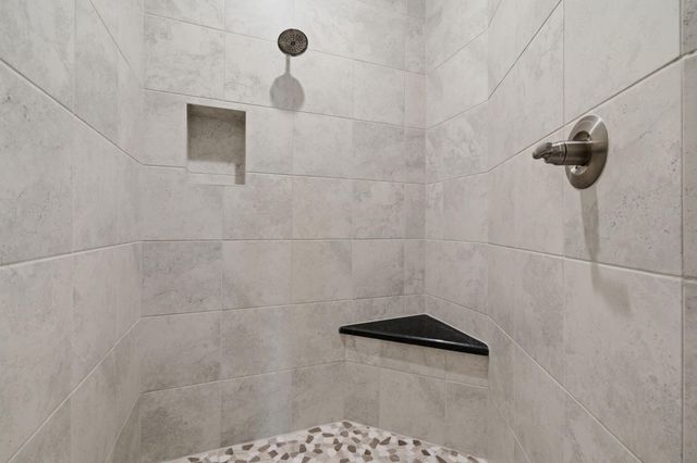 5758 Lakeside Villas Court, Conroe, TX 77304