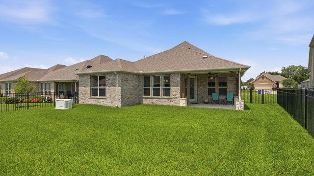 5758 Lakeside Villas Court, Conroe, TX 77304