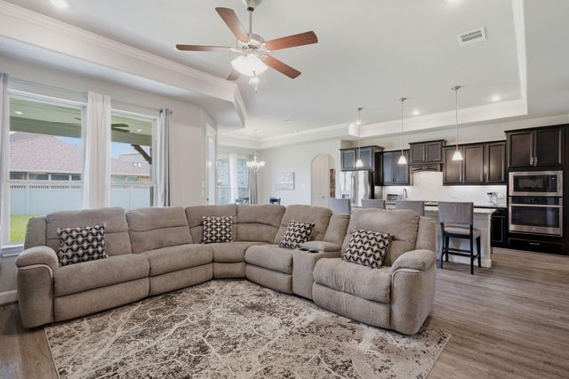5758 Lakeside Villas Court, Conroe, TX 77304