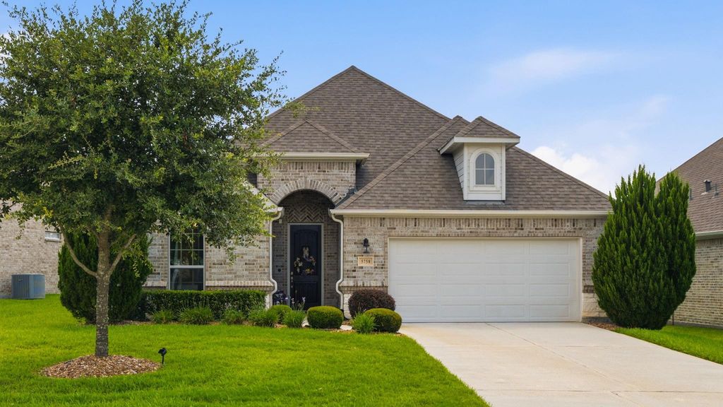 5758 Lakeside Villas Court, Conroe, TX 77304