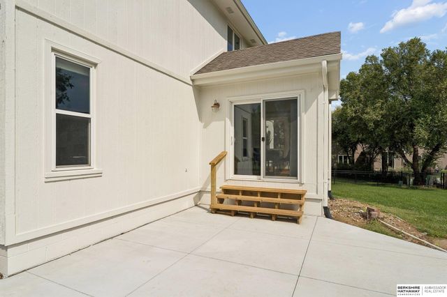 14051 Ellison Avenue, Omaha, NE 68164