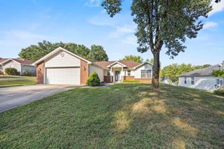 5201 CHARITON DR, Columbia, MO 65202