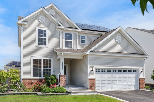 2531 Basin Trail Lane, Naperville, IL 60563