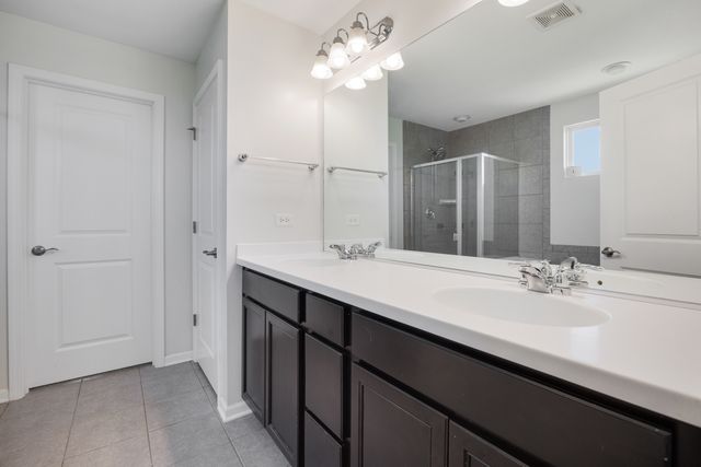 2531 Basin Trail Lane, Naperville, IL 60563