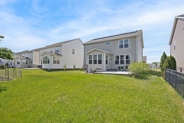 2531 Basin Trail Lane, Naperville, IL 60563