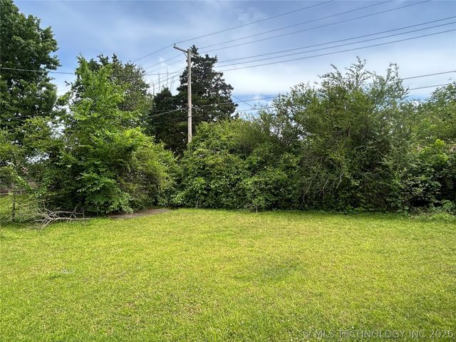3722 W 44th Street, Tulsa, OK 74107