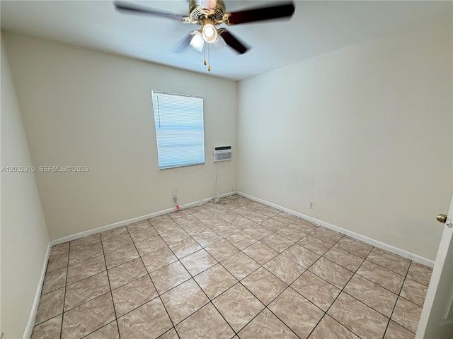 4801 SW 18th Street 2, West Park, FL 33023