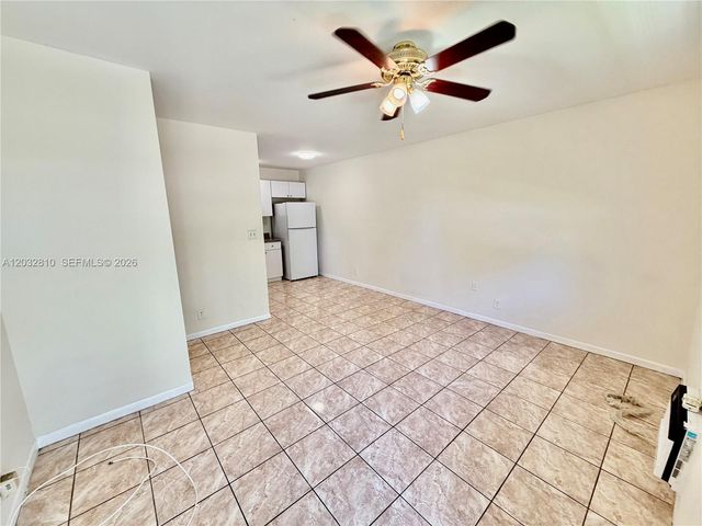 4801 SW 18th Street 2, West Park, FL 33023