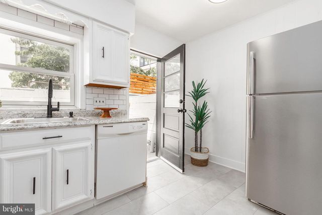133 MONROE ST, Philadelphia, PA 19147