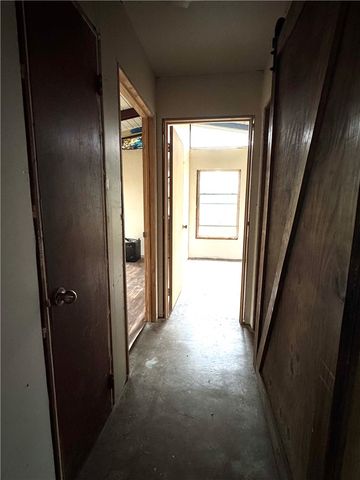 718 E Copano St, Mathis, TX 78368