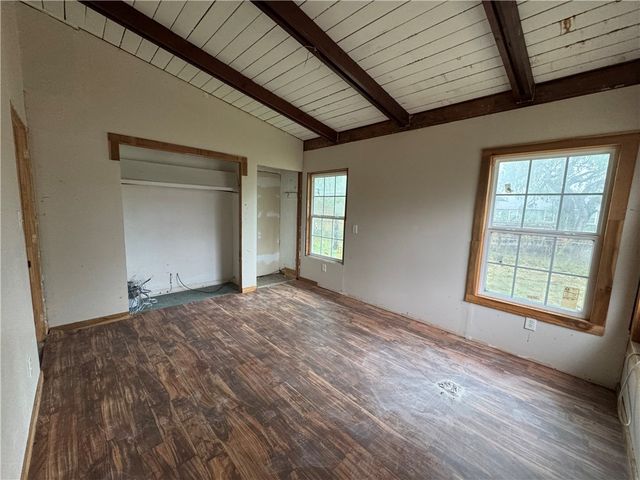 718 E Copano St, Mathis, TX 78368