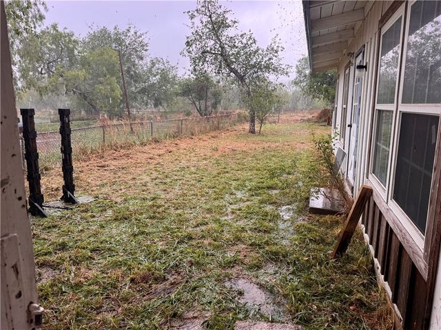 718 E Copano St, Mathis, TX 78368