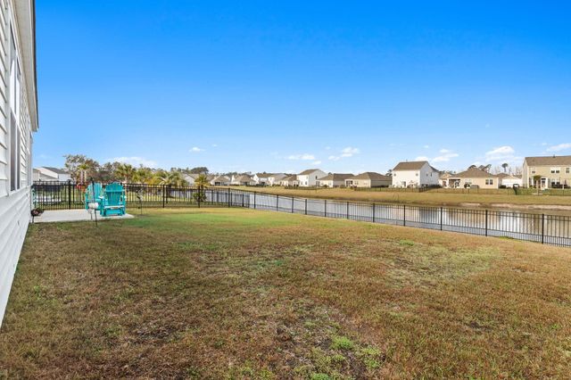 955 Irving Dr., Little River, SC 29566