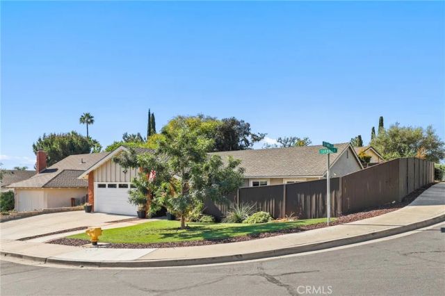 26232 Tarrasa Lane, Mission Viejo, CA 92691