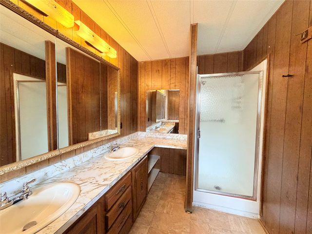 7903 Eastland Avenue, Lakeside, TX 76135