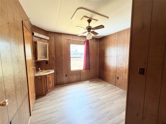 7903 Eastland Avenue, Lakeside, TX 76135