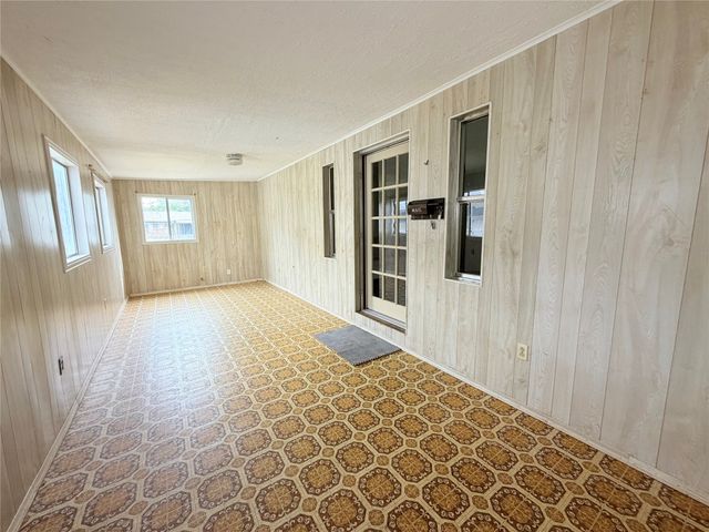 7903 Eastland Avenue, Lakeside, TX 76135