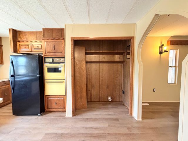 7903 Eastland Avenue, Lakeside, TX 76135