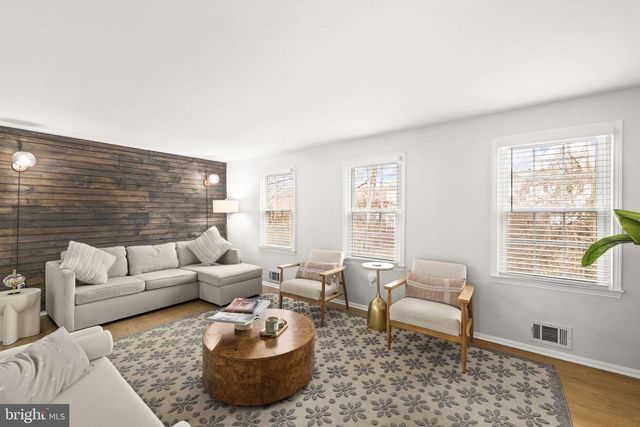 1417 DEERFIELD LN, Woodbridge, VA 22191